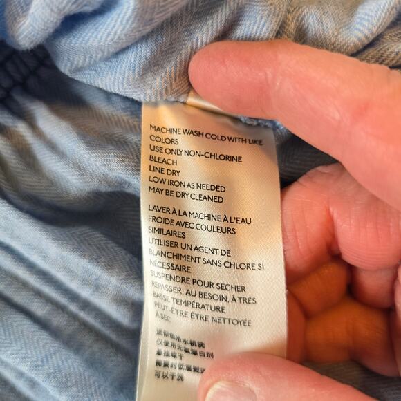 We The Free Pacific Dawn Button Up Blouse Womens XS Chambray Raw Hem Boho Summer - Picture 10 of 10